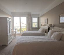 Guest-Bedroom-with-Two-Queens