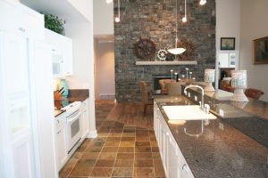 Full Kitchen with Essentials