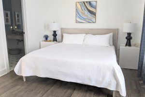 Master-with-King-Bed