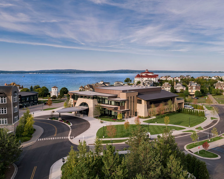 Entertainment Petoskey, Bay Harbor Michigan