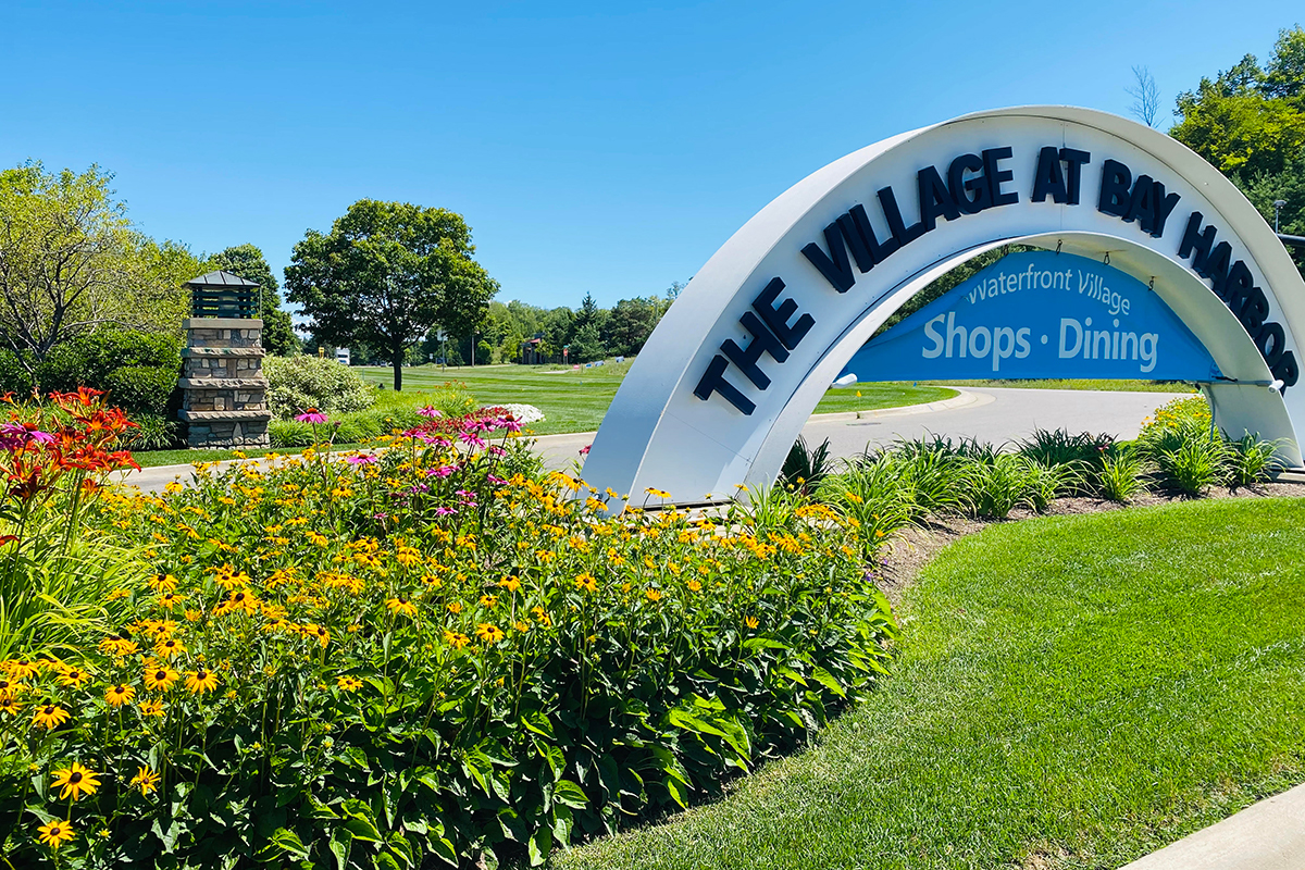 Bay Harbor Michigan Shopping